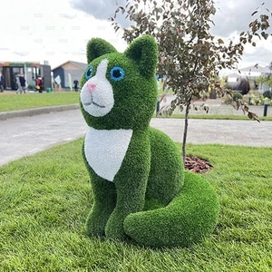 КОТИК с пушистым хвостом